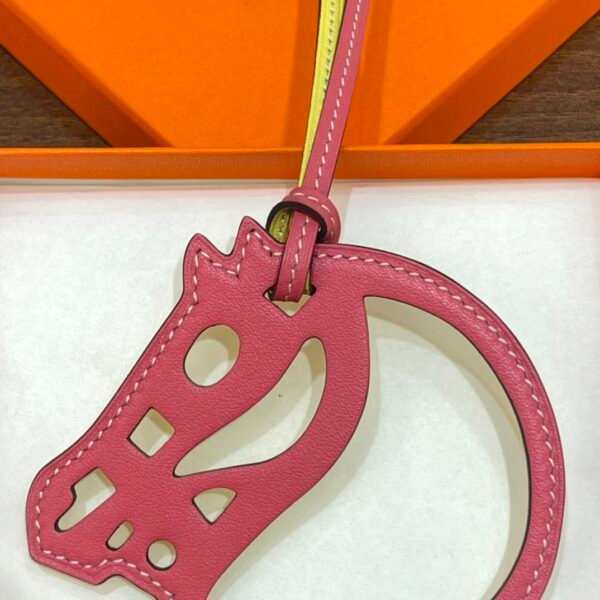 UAE Dubai 187 Factory Rose Lipstick & Lime Swift Leather Paddock Cheval Charm
