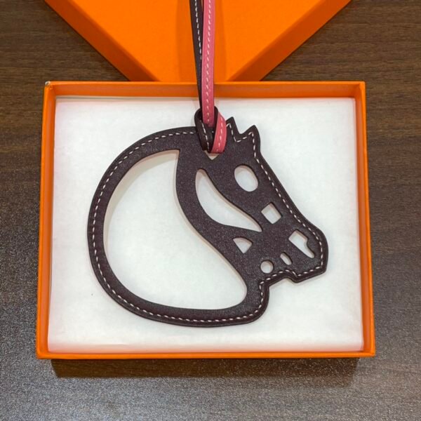 187 Factory Bag Charm Images Rose Lipstick & Rouge H Swift Leather Paddock Cheval Charm
