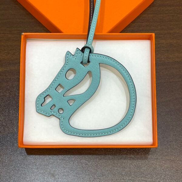 Full Handmade 187 Factory Paddock Cheval Charm Blue Atoll & Rouge H Swift Leather