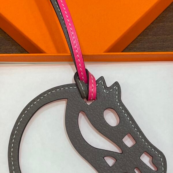 Full Handmade 187 Factory Paddock Cheval Charm Rose Shocking & Etoupe Swift Leather