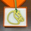 187 Factory Bag Charm Paddock Cheval Charm Swift Leather Vert Bambou & Lime