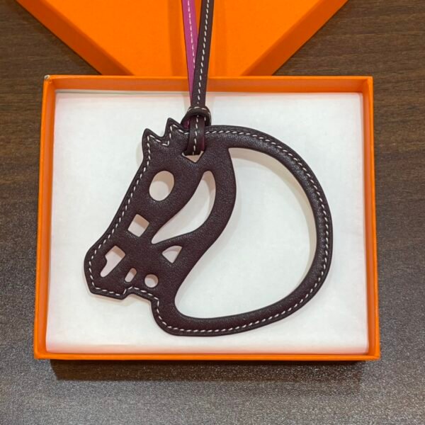 Australia Sydney 187 Factory Paddock Cheval Charm Swift Leather Rouge H & Rose Purple