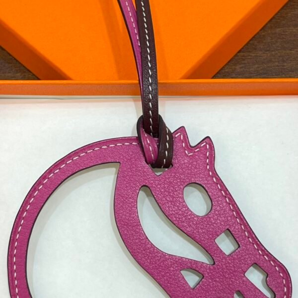 Australia Sydney 187 Factory Paddock Cheval Charm Swift Leather Rouge H & Rose Purple