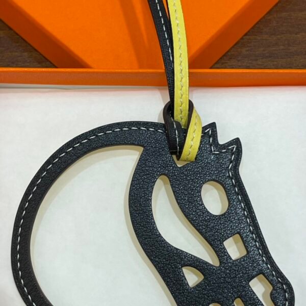 Full Handmade 187 Factory Paddock Cheval Charm Lime & Noir Swift Leather