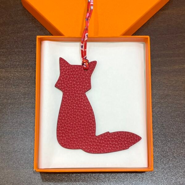 Full Handmade 187 Factory Fox Bag Charm Lime Epsom & Togo Rouge Casaque