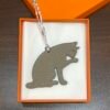 187 Factory Bag Charm Images Togo Gris Tourterelle & Epsom Vert Criquet Cat Charm