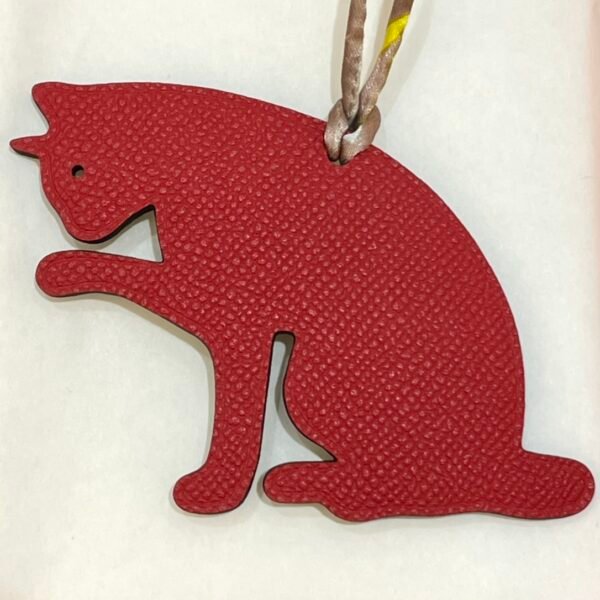 187 Factory Bag Charm Price Cat Charm Noir Togo / Rouge Casaque Epsom