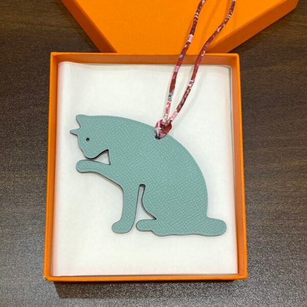 Taiwan 187 Factory Dark Coffee Togo / Blue Atoll Epsom Leather Cat Charm