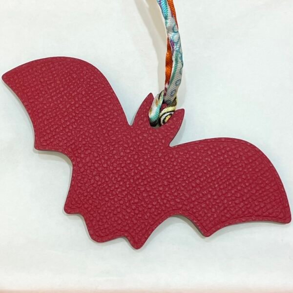 187 Factory Bag Charm Price Bat Charm Epsom Rouge Casaque / Togo Noir