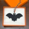 187 Factory Bag Charm Price Bat Charm Epsom Rouge Casaque / Togo Noir