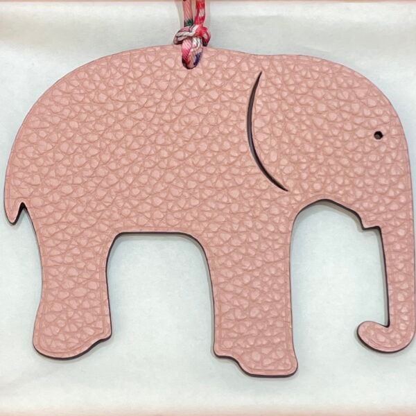 187 Factory Bag Charm Images Epsom Rose Sakura / Togo Rose Purple Elephant Charm
