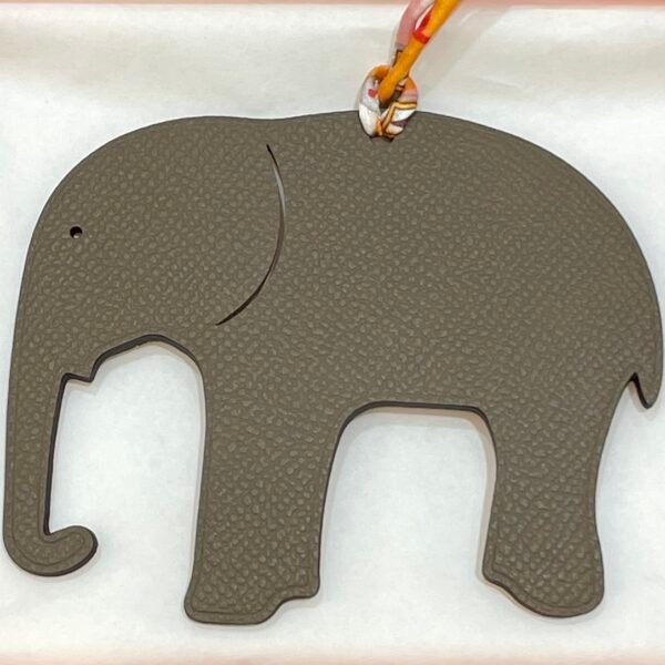 Saudi Arabia Riyadh 187 Factory Elephant Bag Charm Orange Togo / Etoupe Epsom Leather
