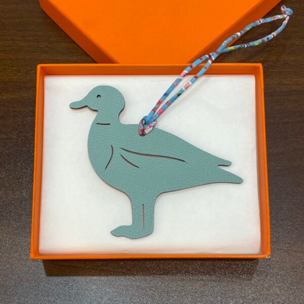 187 Factory Pigeon Bag Charm Epsom Blue Atoll / Togo Flamingo