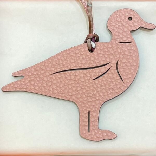 187 Factory Pigeon Charm Images Epsom Violet / Togo Rose Sakura