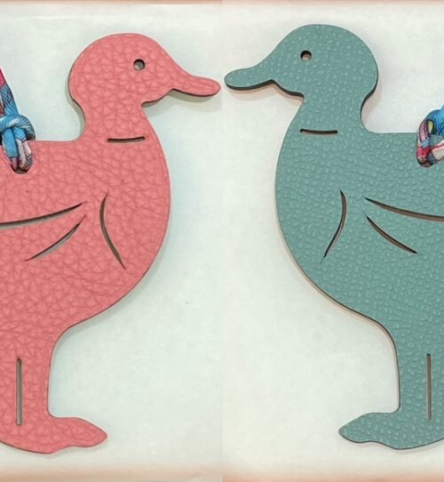 187 Factory Pigeon Bag Charm Epsom Blue Atoll / Togo Flamingo