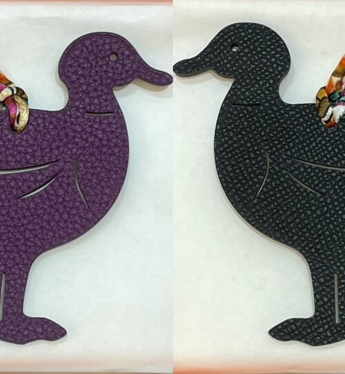 187 Factory Pigeon Bag Charm Price Togo Violet / Epsom Noir