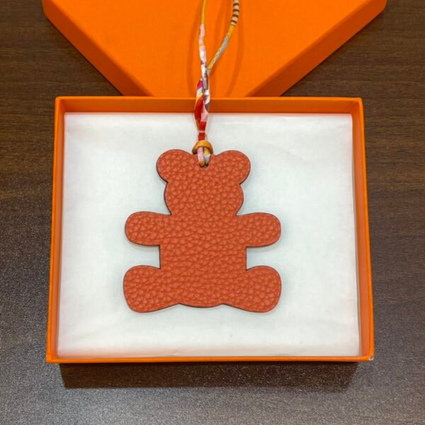UK London 187 Factory Bear Charm Epsom Leather Etoupe Grey / Togo Leather Orange