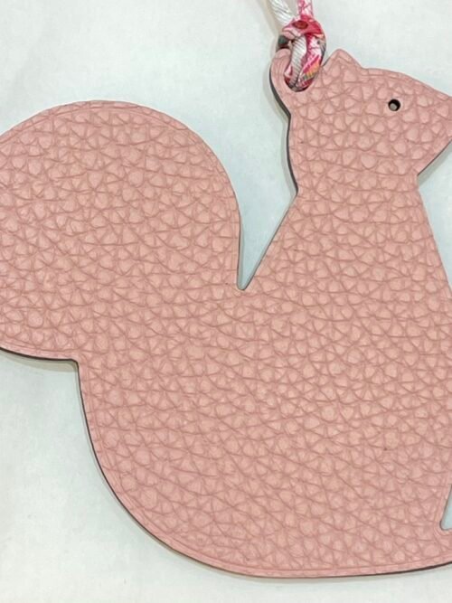 Hong Kong 187 Factory Big Squirrel Charm Rose Eglantine Togo / Craie Epsom Leather