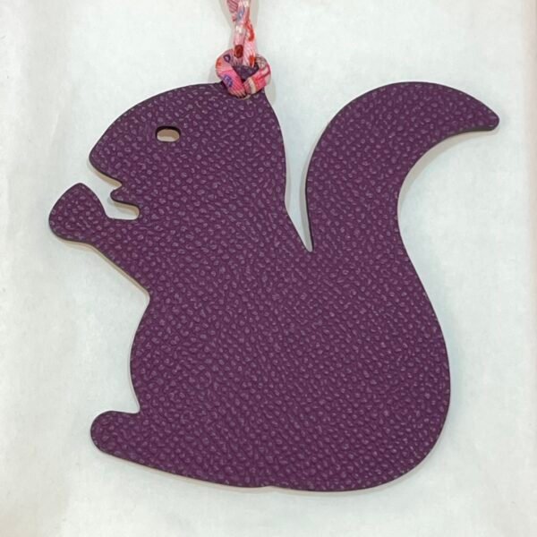 UK London 187 Factory Small Squirrel Charm Togo Rose Eglantine / Epsom Violet