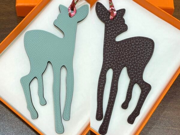 187 Factory Bag Charm Images Blue Atoll Epsom / Dark Coffee Togo Deer Charm
