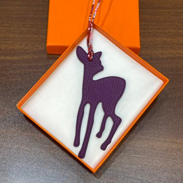 187 Factory Bag Charms Price Malachite Epsom / Violet Togo Deer Charms