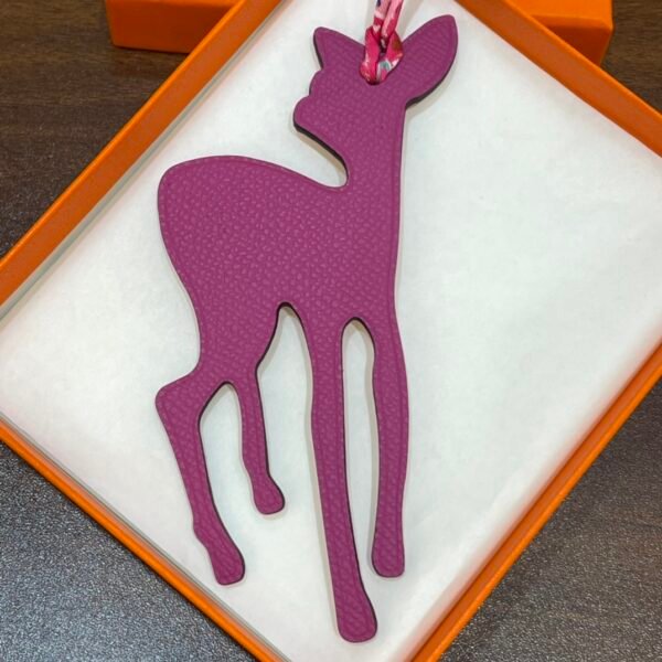 Hong Kong 187 Factory Deer Charm Epsom Rose Purple / Togo Rose Sakura
