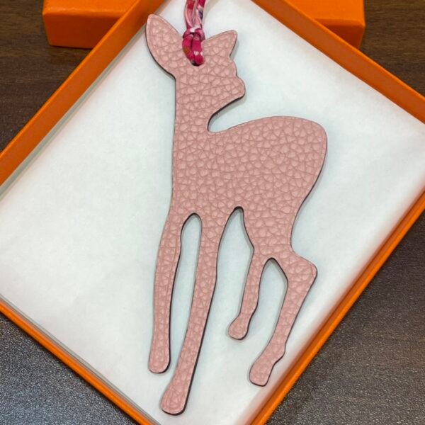 Hong Kong 187 Factory Deer Charm Epsom Rose Purple / Togo Rose Sakura