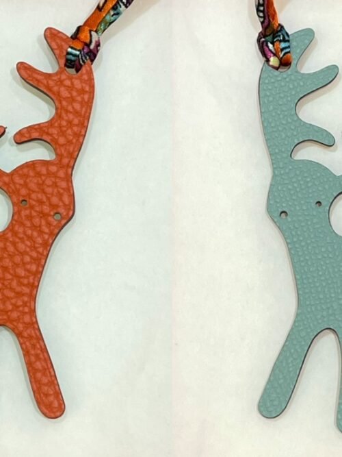 187 Factory Orange Togo Leather / Blue Atoll Epsom Leather Wapiti Charms
