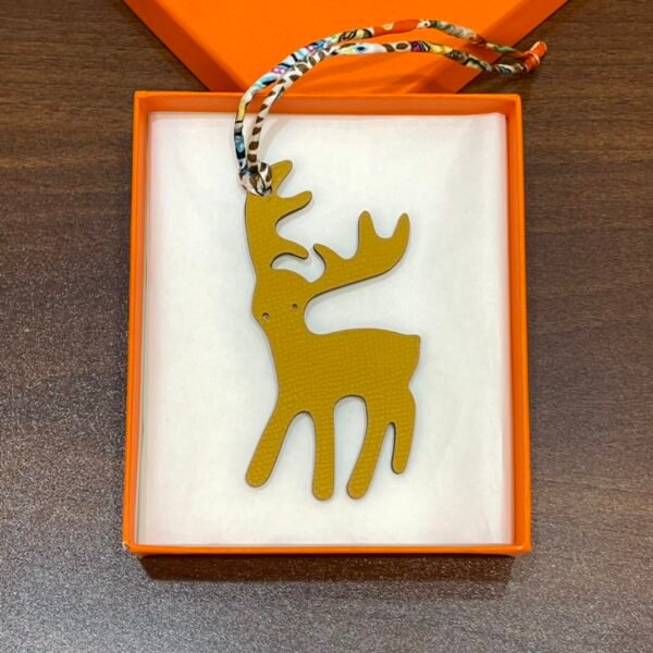 UK London 187 Factory Blue Lin Togo / Jaune D’or Epsom Wapiti Charms