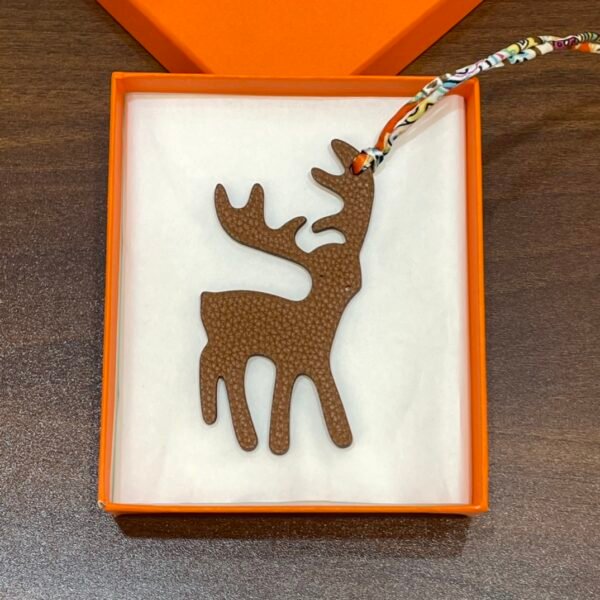 187 Factory Gold Togo Leather / Rouge Casaque Epsom Leather Wapiti Charms