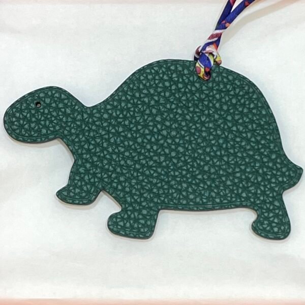 USA New York 187 Factory Epsom Blue Electric / Togo Leather Dark Coffee Turtle Charms