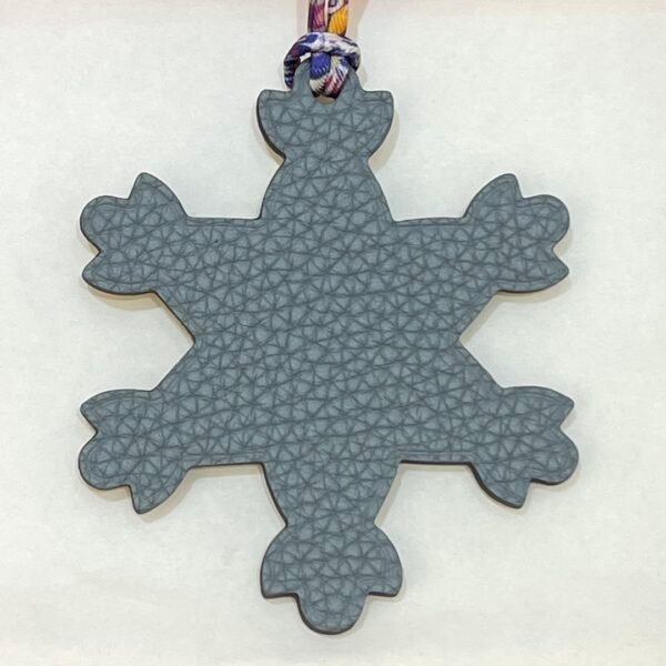 187 Factory Snowflake Charm Images Epsom Jaune D’or / Togo Blue Lin