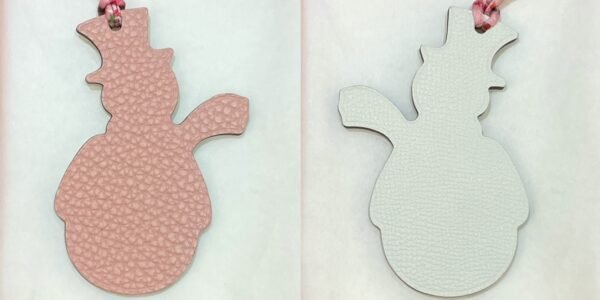 187 Factory Snowman Charm Rose Sakura Togo Leather / Craie Epsom Leather