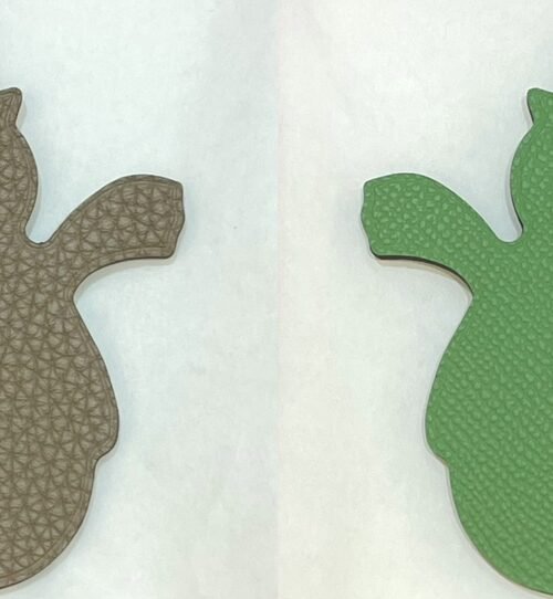 187 Factory Togo Leather Gris Tourterelle / Vert Criquet Epsom Leather Snowman Charm