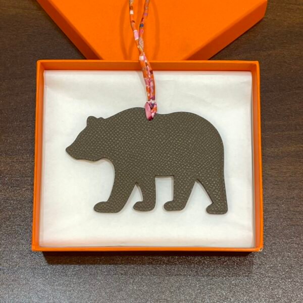 Canada Ottawa 187 Factory Togo Leather Orange / Epsom Leather Etoupe Brown Bear Charm