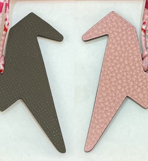 UAE Dubai 187 Factory Paper Crane Charm Epsom Leather Etoupe / Togo Leather Rose Eglantine