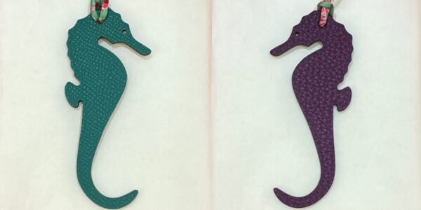 187 Factory Bag Charm Price Malachite Epsom / Violet Togo Seahorse Charm