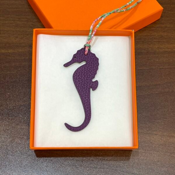 187 Factory Bag Charm Price Malachite Epsom / Violet Togo Seahorse Charm