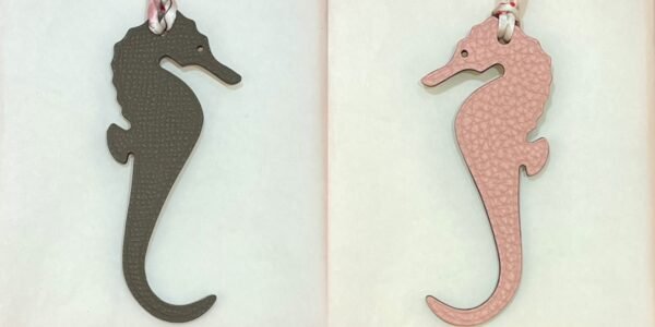UAE Dubai 187 Factory Epsom Etoupe / Togo Rose Sakura Seahorse Charms