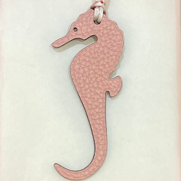 UAE Dubai 187 Factory Epsom Etoupe / Togo Rose Sakura Seahorse Charms