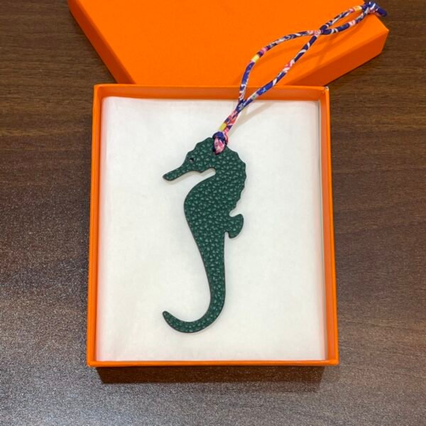 187 Factory Seahorse Charm Images Epsom Leather Blue Electric / Togo Leather Malachite