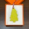 187 Factory Epsom Lime / Togo Rouge Casaque Pine Tree Charm Images