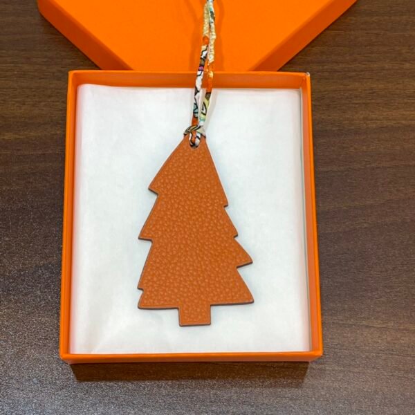 187 Factory Pine Tree Charm Epsom Leather Etoupe / Togo Leather Orange