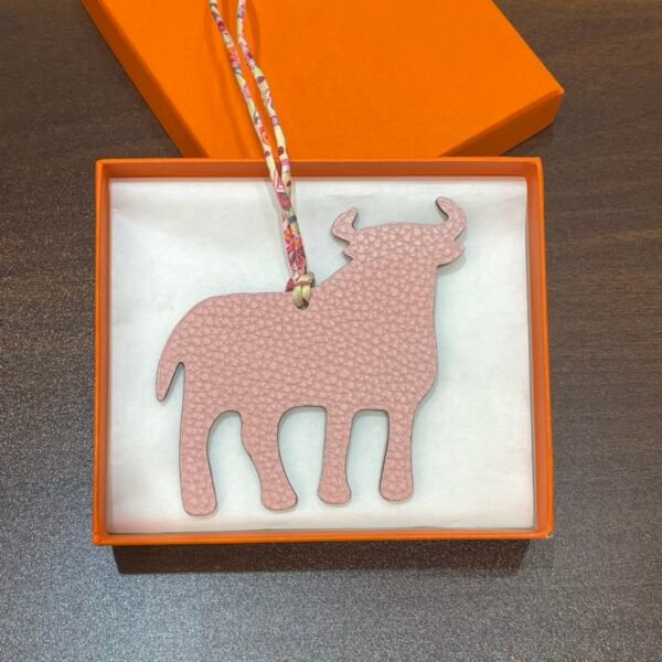 UK London Calf Charm Togo Rose Sakura / Epsom Etoupe Bag Charm 