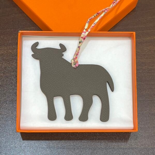 UK London Calf Charm Togo Rose Sakura / Epsom Etoupe Bag Charm 