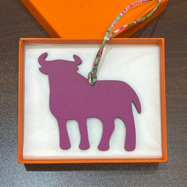 UK London Calf Charm Togo Leather Vert Bambou / Epsom Rose Purple