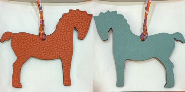 Australia Sydney Orange Togo Leather / Blue Atoll Epsom Leather Pony Charm