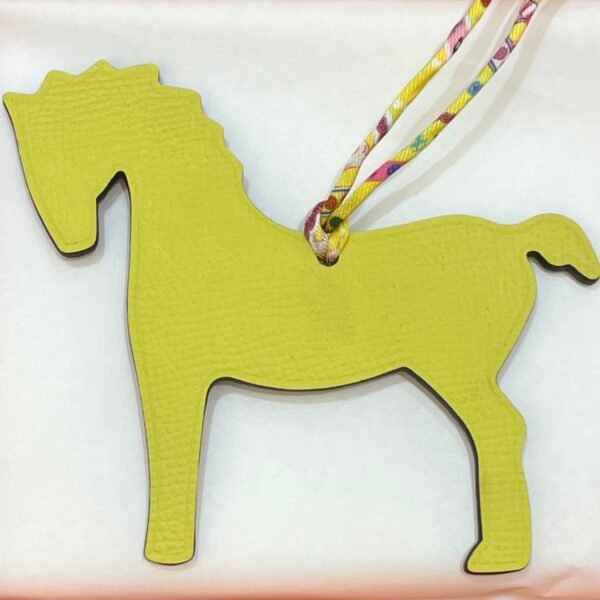Hong Kong 187 Factory Pony Charm Rouge Casaque Togo / Lime Epsom