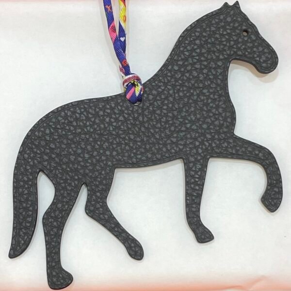 Canada Toronto Stepping Horse Charm Togo Leather Etain / Epsom Leather Dark Blue