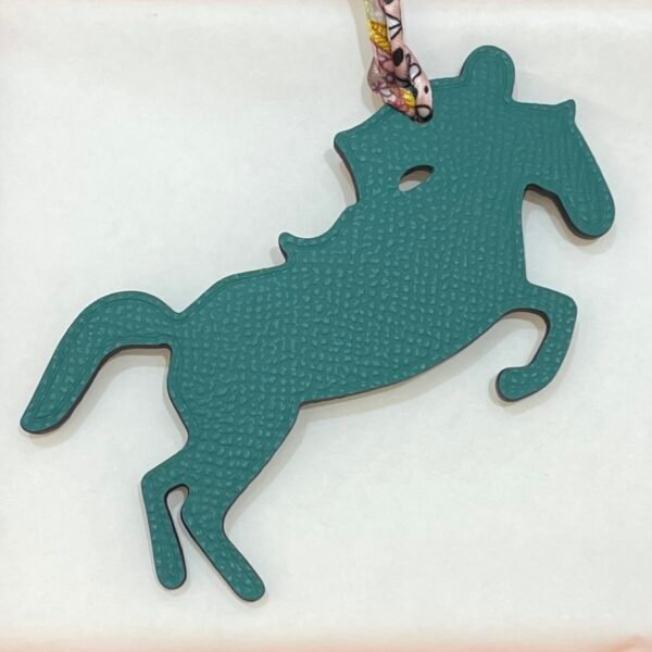 USA Washington Malachite Epsom Leather / Violet Togo Leather Knight Horse Charm